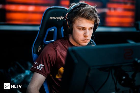 LOL手游破晓杯赛事总览：10支队伍角逐第一个全球性赛事桂冠